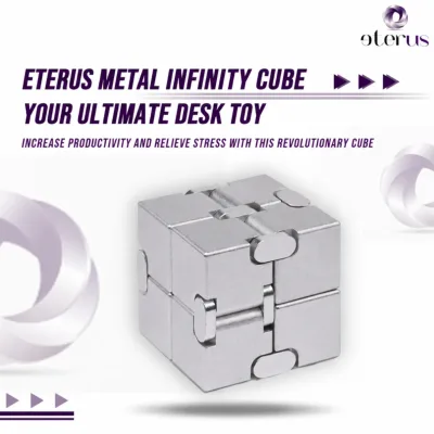 Cube Infinity en métal